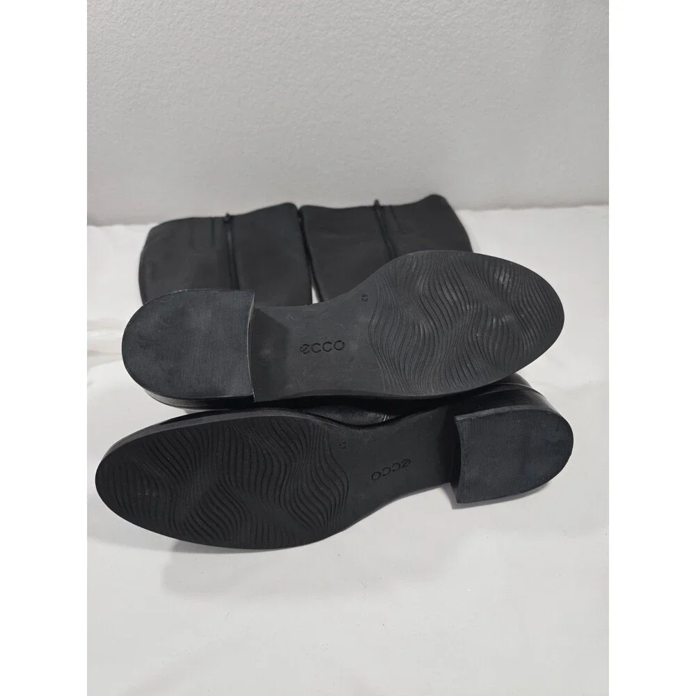 Ecco hobart women